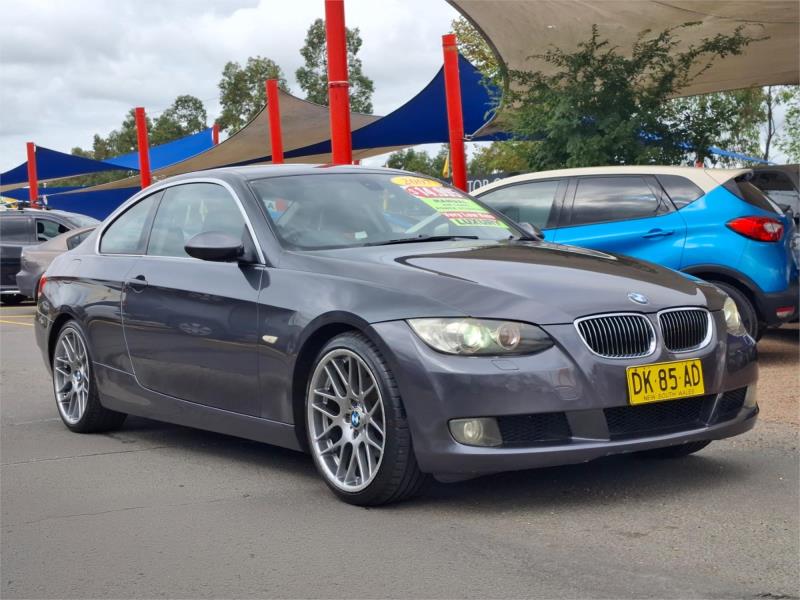 2007 BMW 3 Series Coupe 323i E92