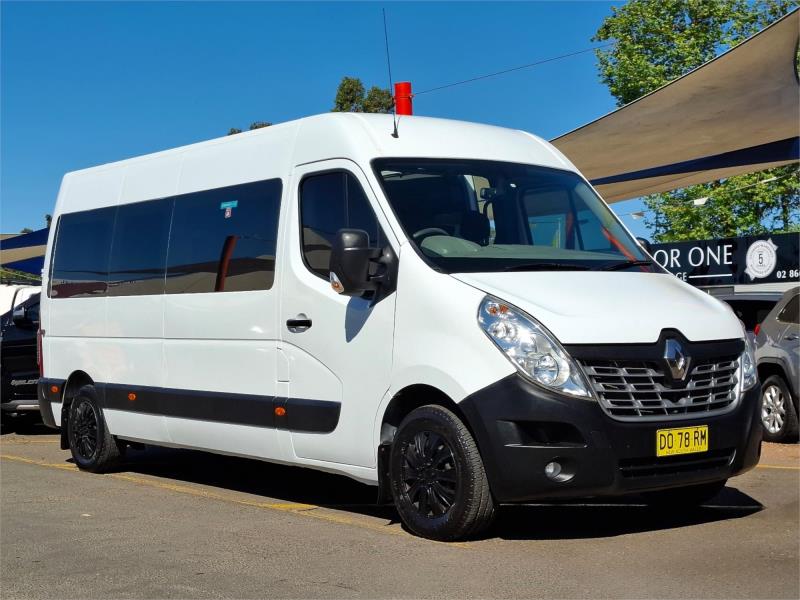 2017 Renault Master Bus X62